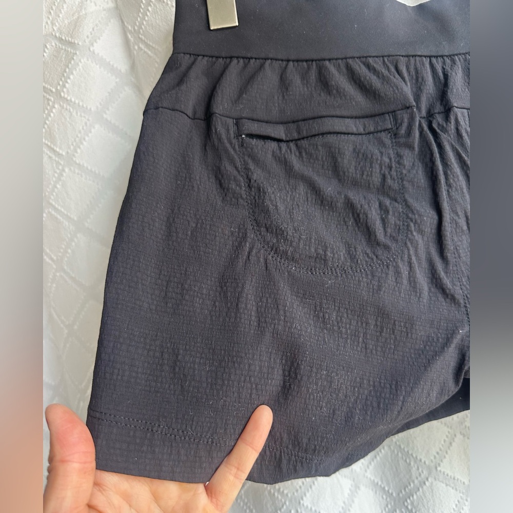 Athleta Trekkie Tribecca Shorts Size 2 - Picture 7 of 9